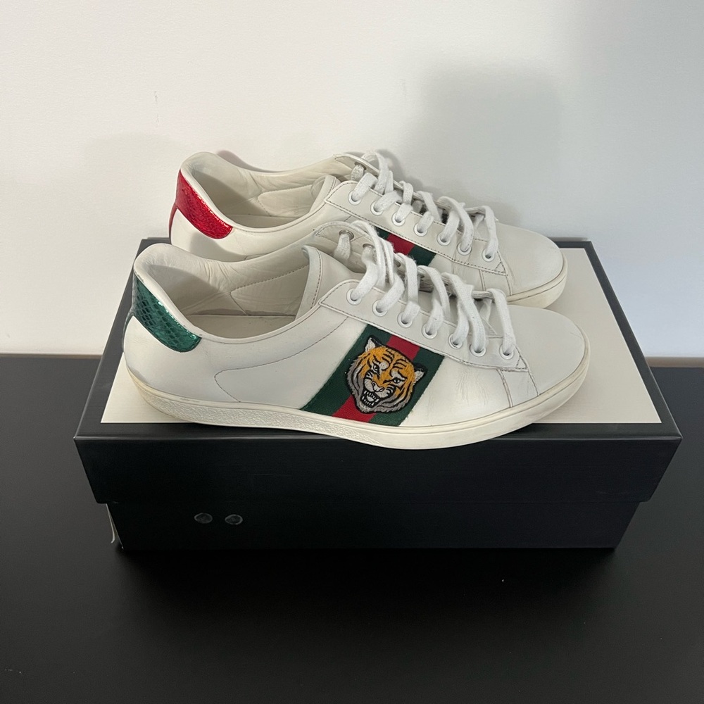 Gucci White Sneakers with Red and Green Accents